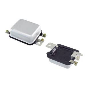 REGOLATORE DI RICARICA PIAGGIO APE 220